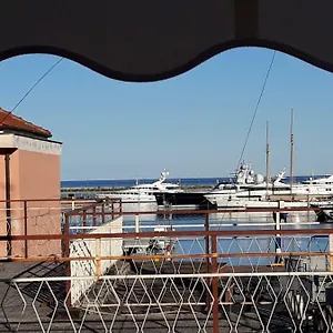 appartamento-nonni-franchi.hotelitalianriviera.com/